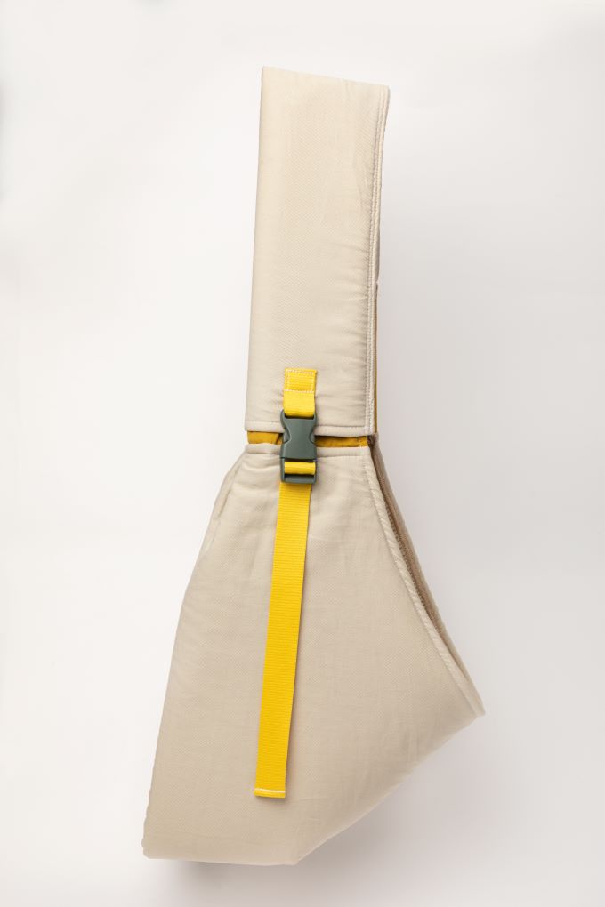 Explore the outdoors with your pet in Pawsitivity's portable all-season sling bag pet carrier! Enjoying every adventure with your cats & dogs. Convenient and stylish, perfect for on-the-go adventures. Colored in creamy white with 100% cotton material, Order yours Today Now!