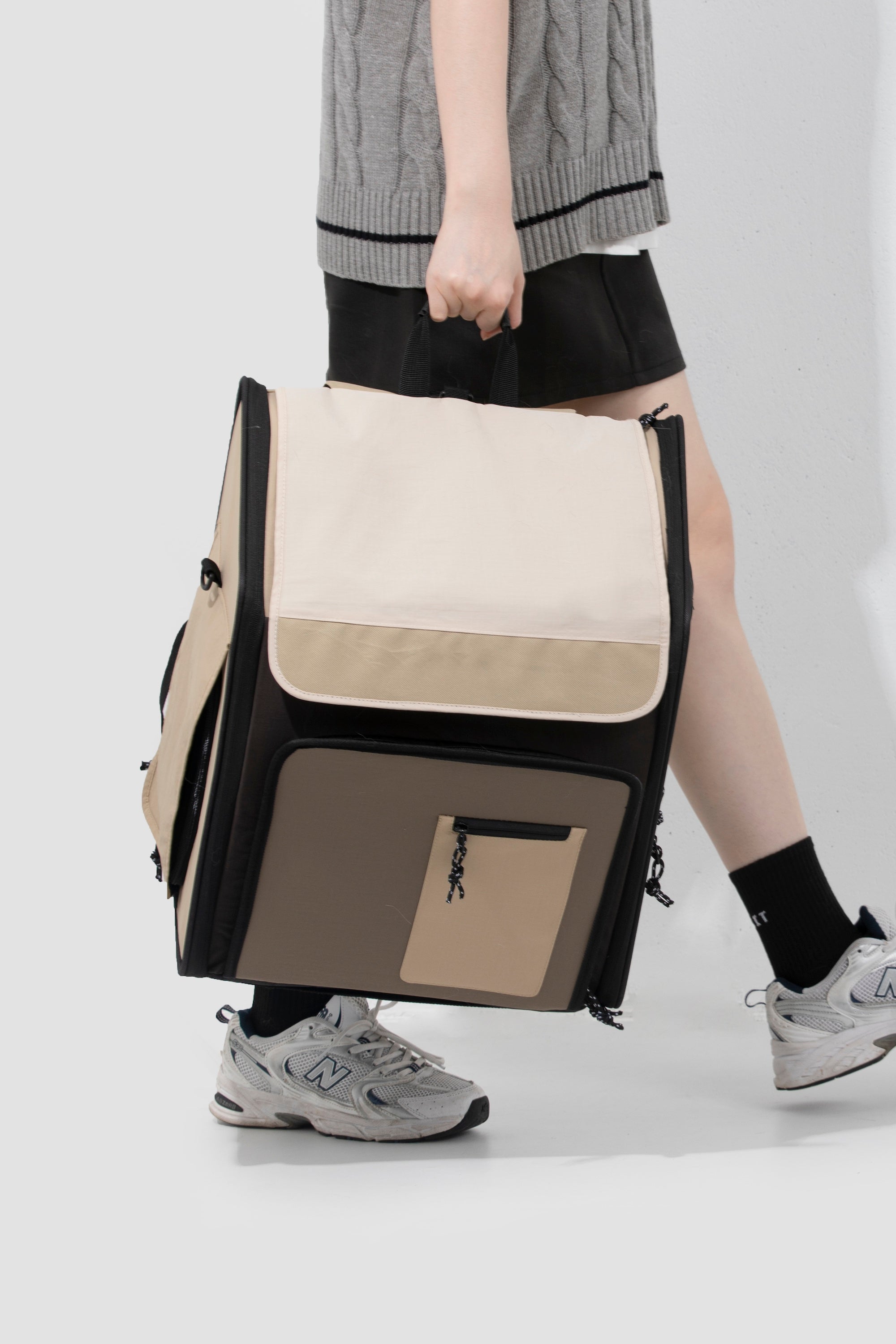 Expandable Pet Carrier, Spacious Dog & Cat Backpack