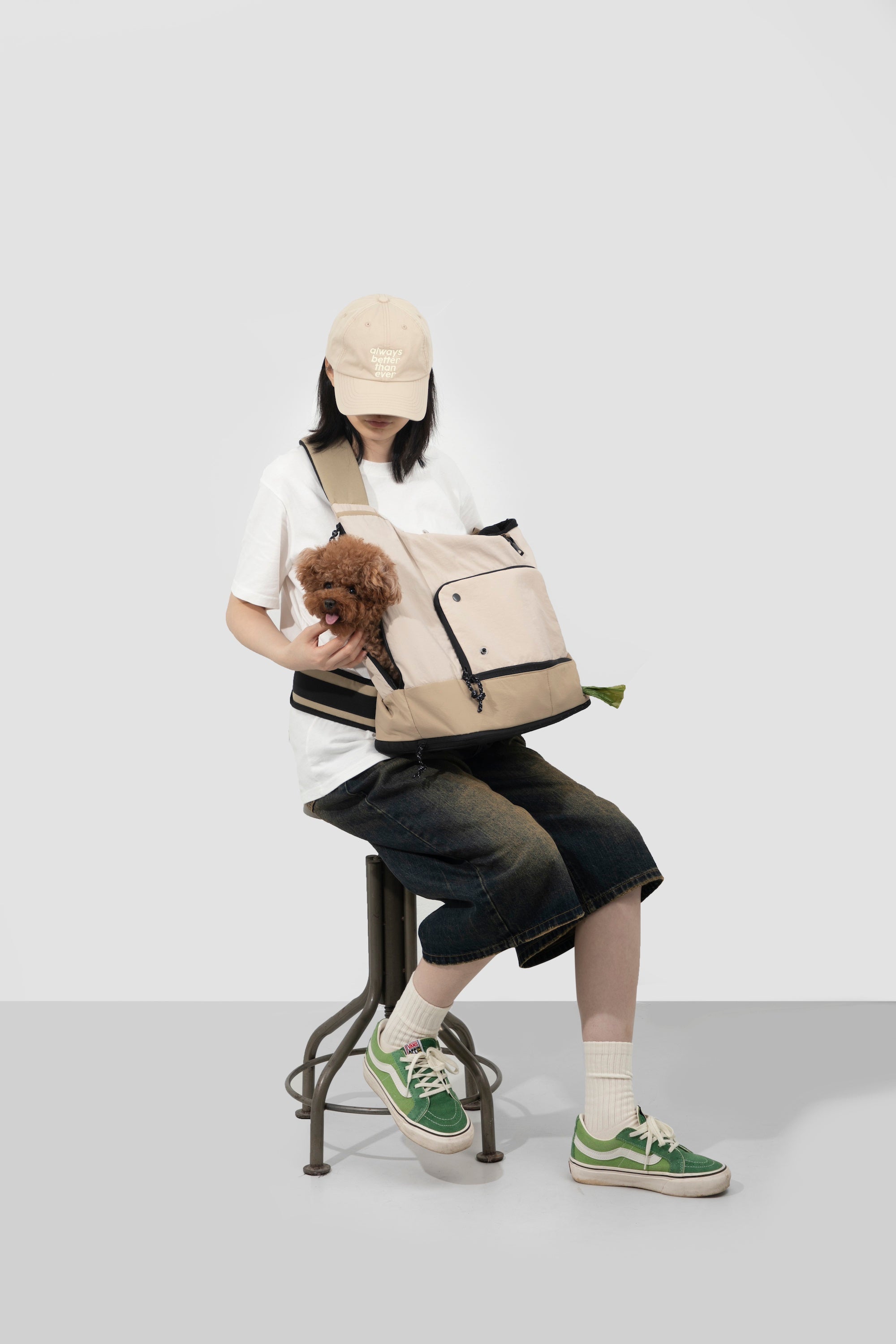 Pet Sling Carrier, Hands-Free Dog & Cat Travel Bag