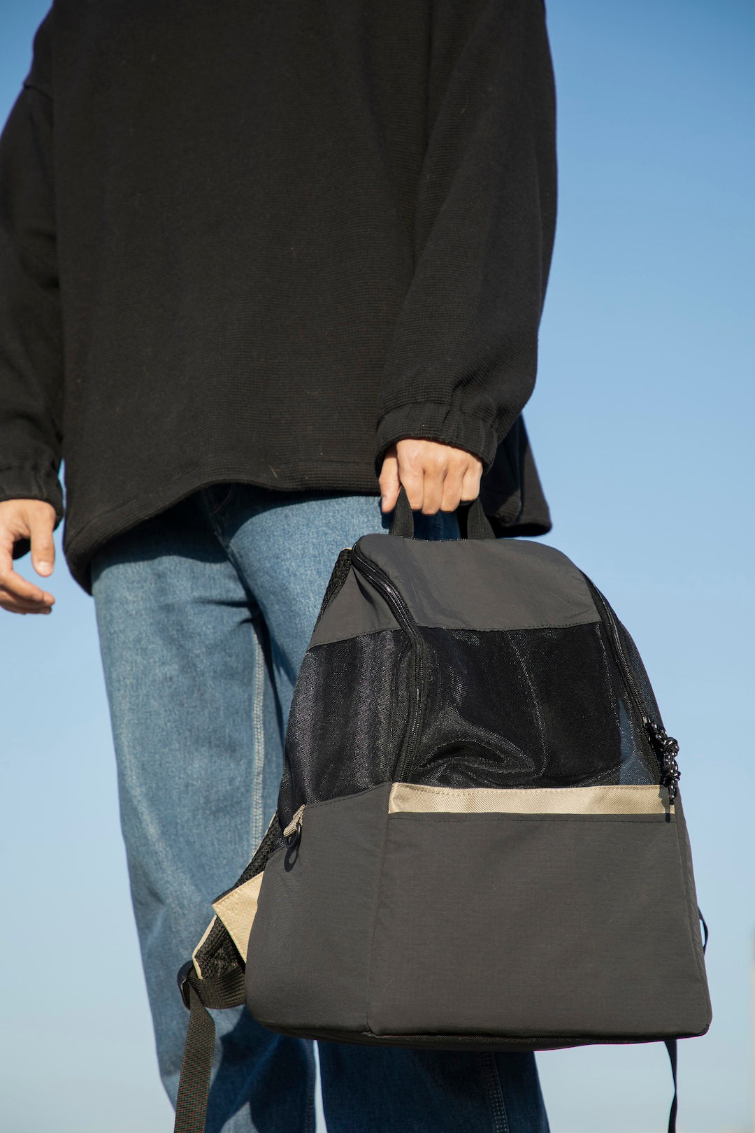 Shop Pawstivity's Pet Travel Backpack: designed with dual shoulder straps and two-way anti-escape zippers; the zippers can be fully opened, making it convenient for feeding, and allowing pets to peek out for more interaction with the owner. Order Yours Today!