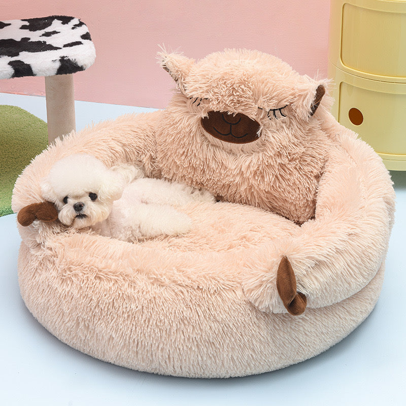 Pawsitivity Pet Bed- Comfy Chic for Furry Royalty: Crafted for ultimate comfort, this bed/sofa is more than a pet accessory—it's a statement of love and luxury. Watch your pet relax in a haven of softness.